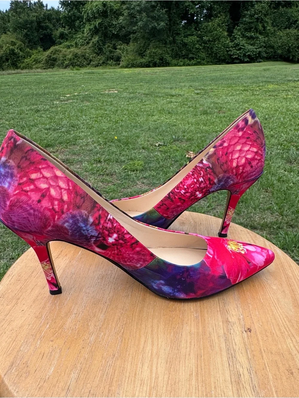 Ladies Nine West Pink Floral & Animal Print Pointed Toe Pumps